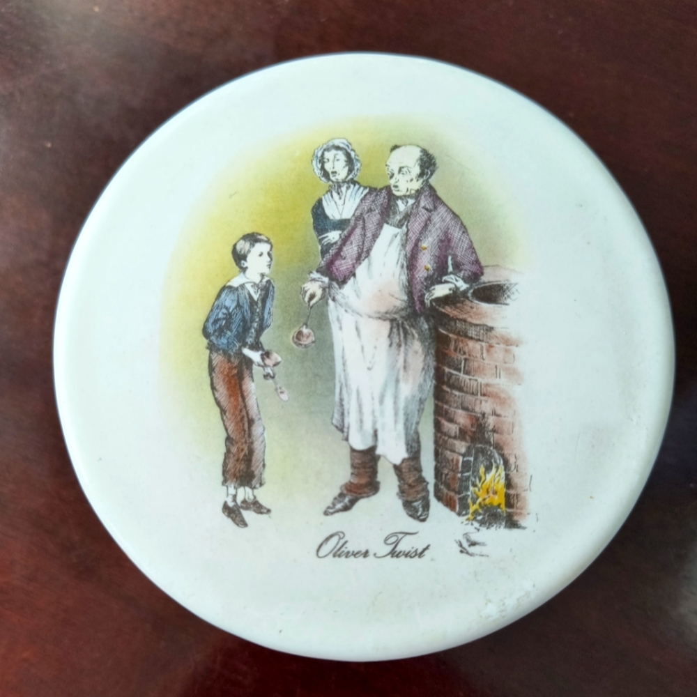 Oliver Twist Decorative Plate